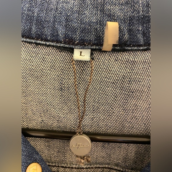 7 For All Mankind Denim Jean Jacket NWOT Size L Snap Closure - Picture 3 of 14